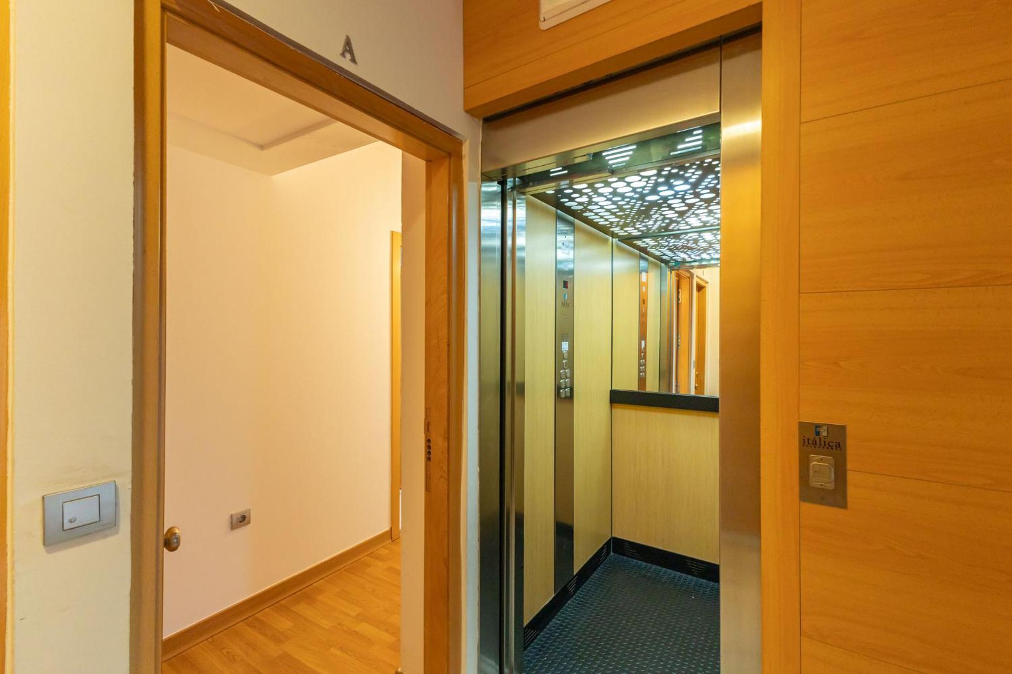 Charming Apartment At San Bernardo Neighborhood By Ocityzen Siviglia Esterno foto